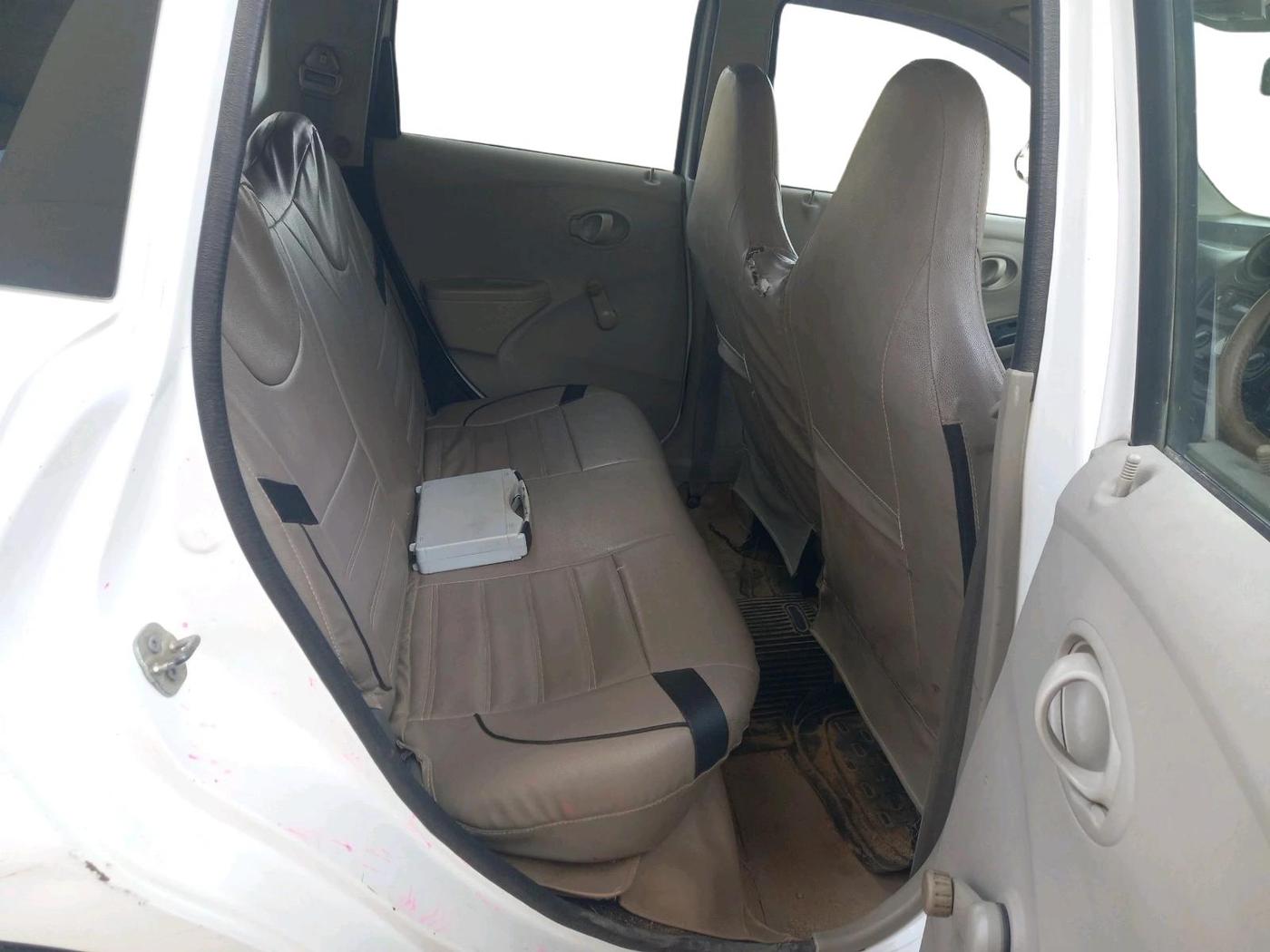2016 Datsun Go Plus T, Petrol, Manual, 1,56,350 km, interior