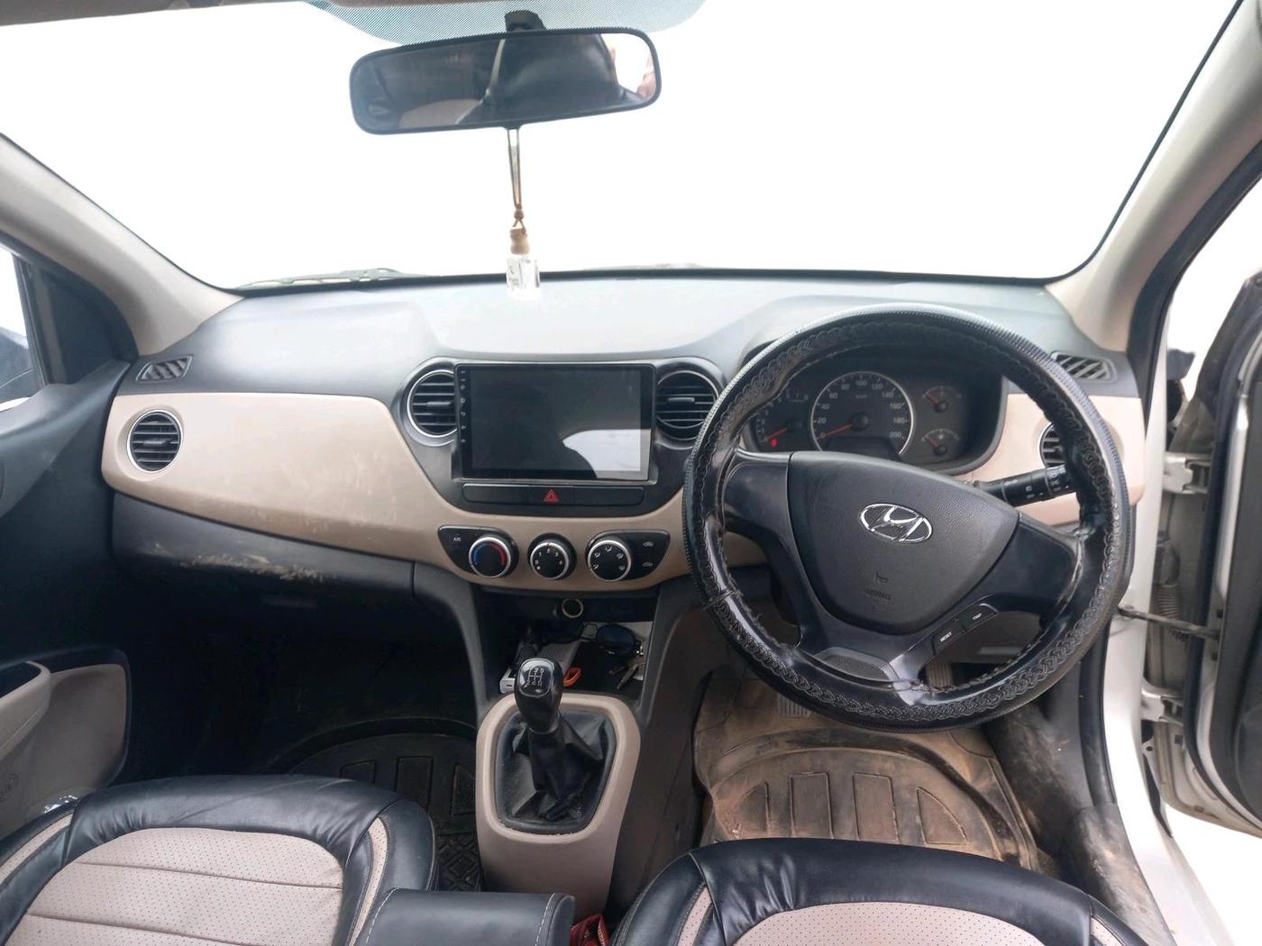 2017 Hyundai Grand i10 MAGNA 1.2 KAPPA VTVT, CNG, Manual, 69,885 km, interior