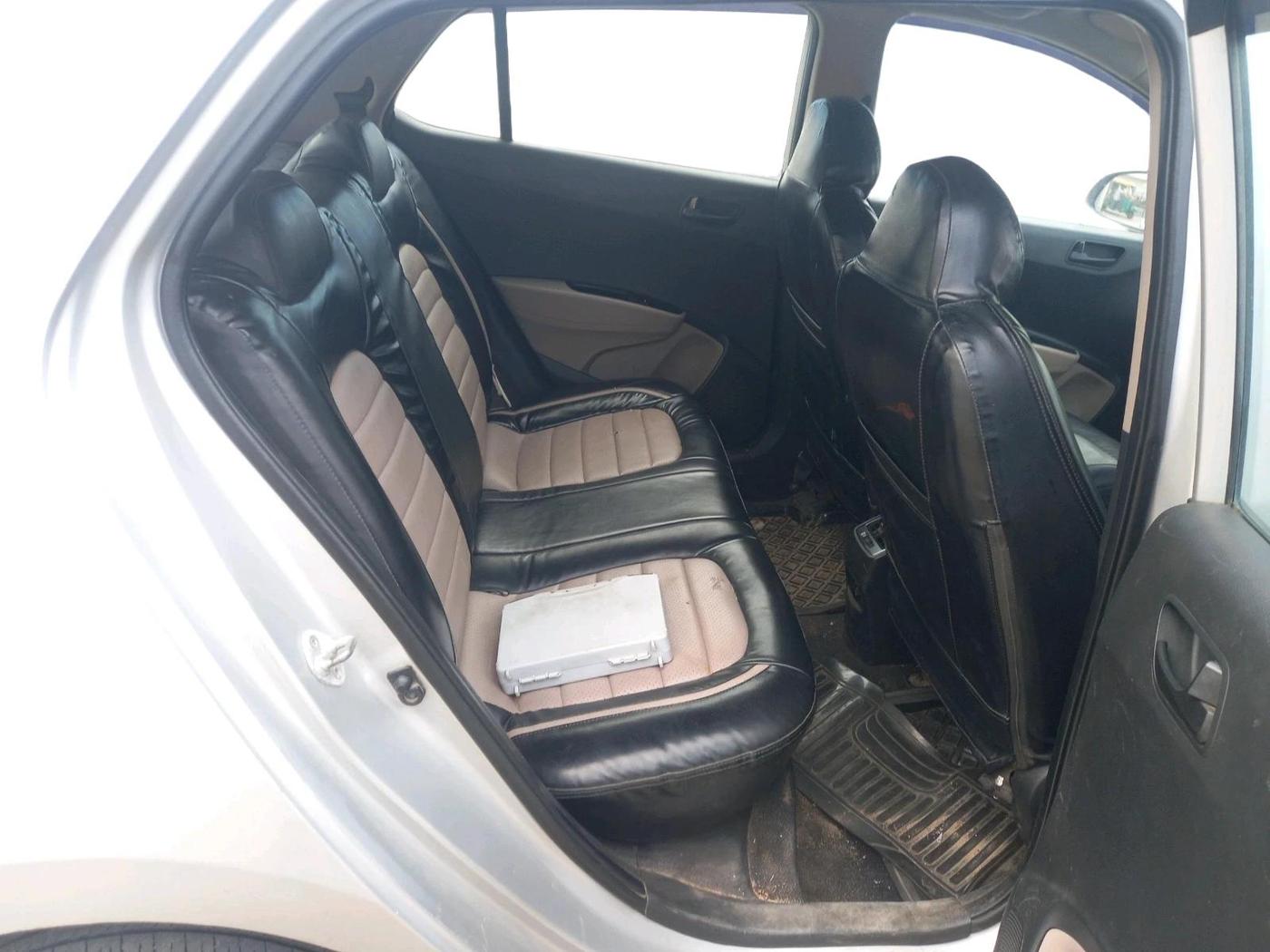 2017 Hyundai Grand i10 MAGNA 1.2 KAPPA VTVT, CNG, Manual, 69,885 km, interior