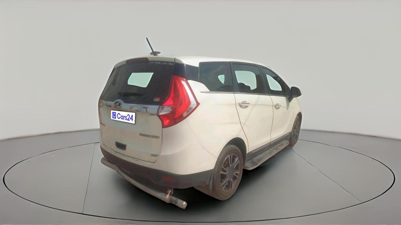 2020 Mahindra MARAZZO M 6 + 7 STR, Diesel, Manual, 2,33,453 km, exterior