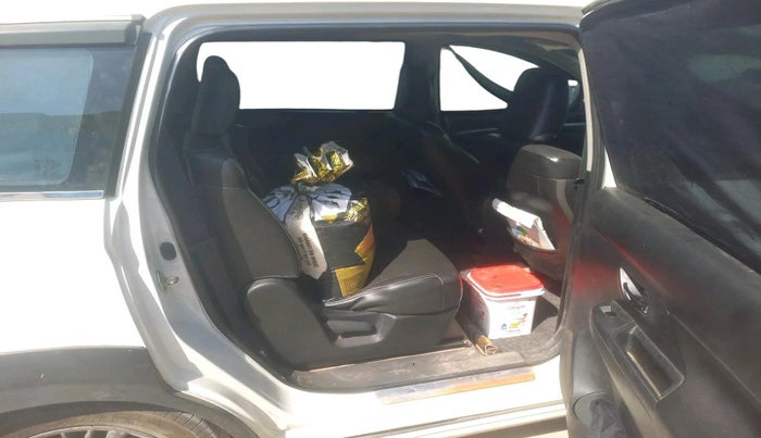 2020 Maruti XL6 ALPHA MT, CNG, Manual, 1,94,070 km, interior