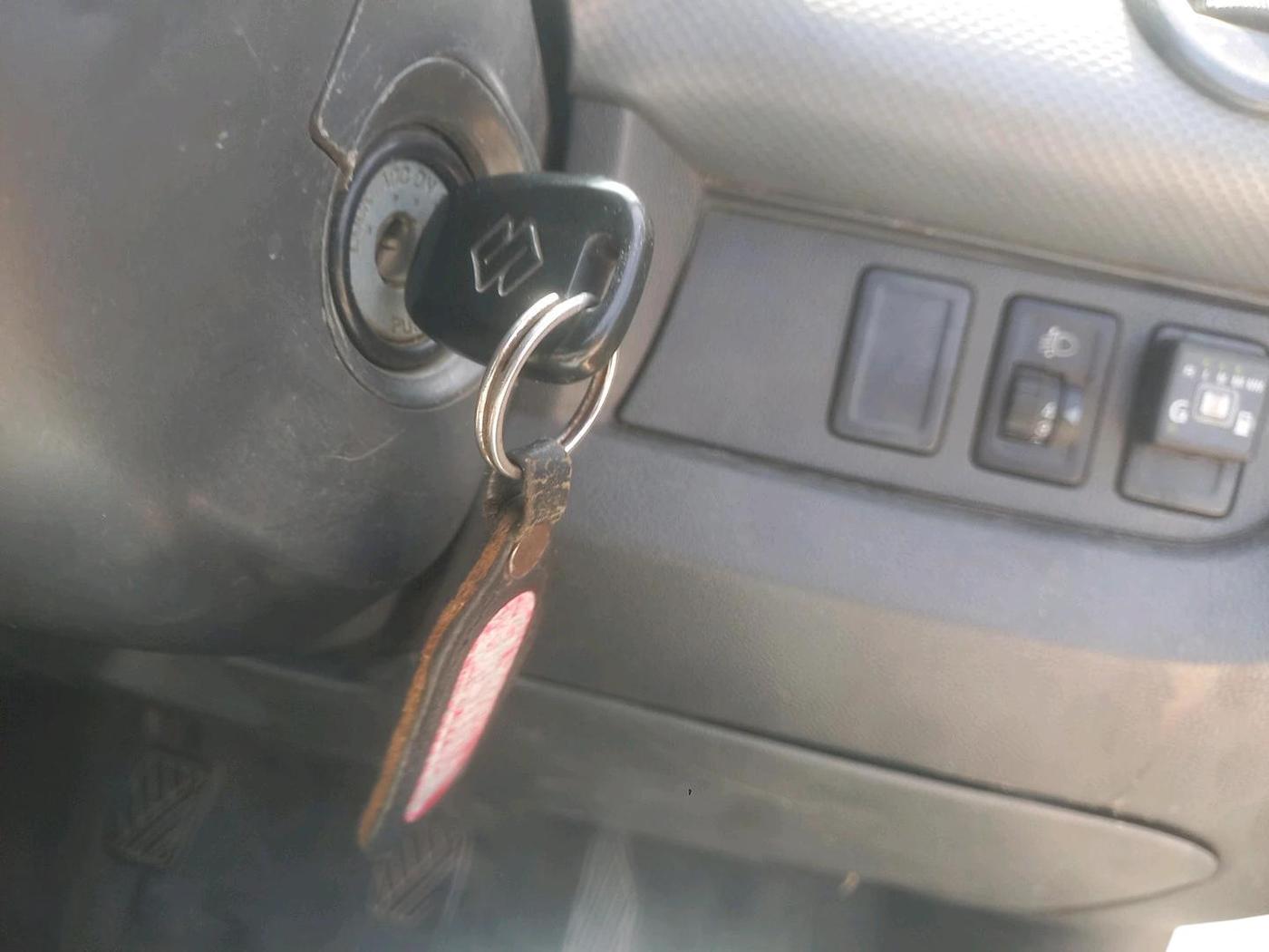 2016 Maruti Ritz LXI, CNG, Manual, 1,00,523 km, interior