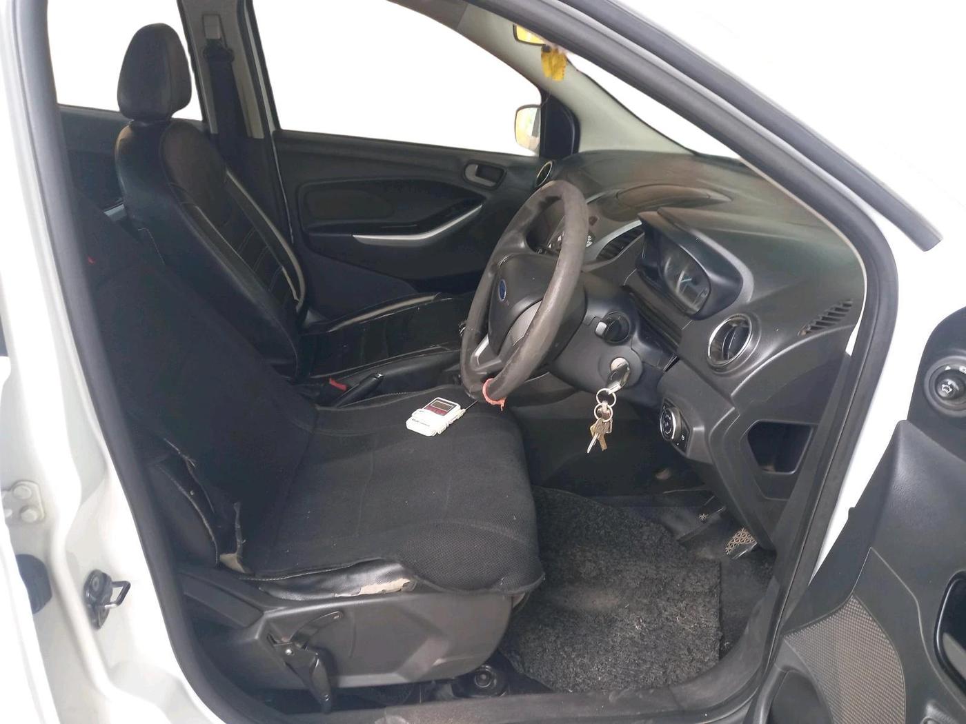 2016 Ford New Figo TITANIUM1.5 DIESEL, Diesel, Manual, 1,16,907 km, interior