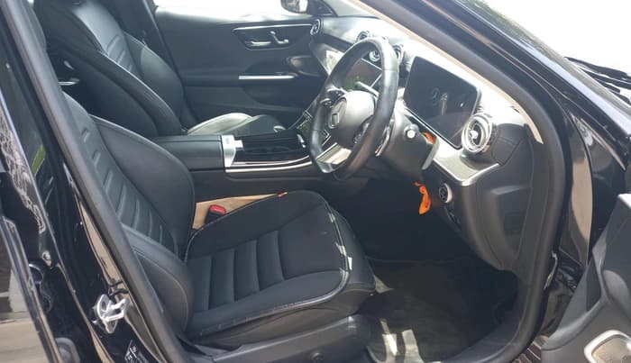 2023 Mercedes Benz C Class C 300D, Hybrid, Automatic, 31,718 km, interior