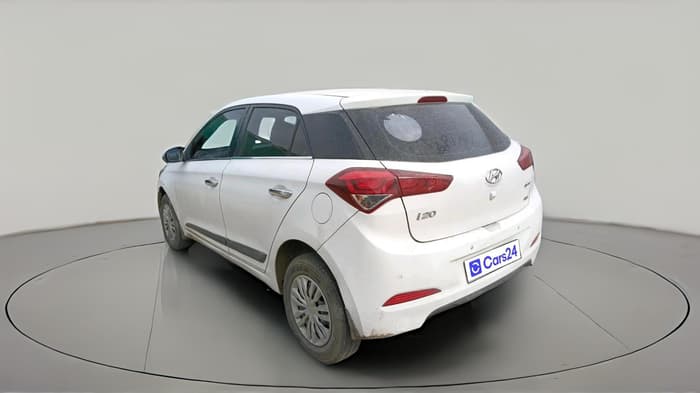 2015 Hyundai Elite i20 SPORTZ 1.4 CRDI, Diesel, Manual, 1,56,442 km, exterior