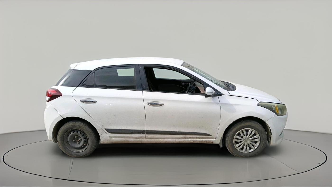 2015 Hyundai Elite i20 SPORTZ 1.4 CRDI, Diesel, Manual, 1,56,442 km, exterior