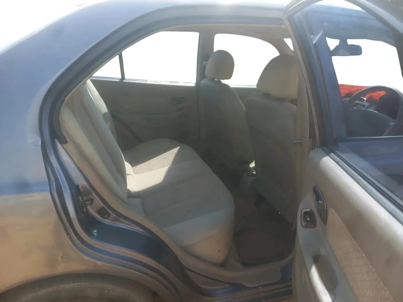 2011 Hyundai Accent GLE, CNG, Manual, 49,476 km, interior
