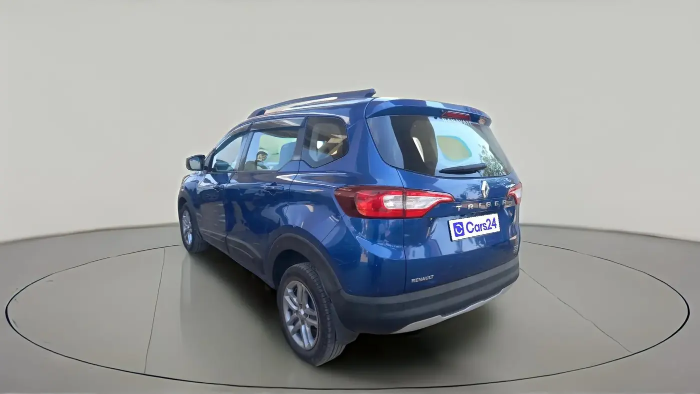 2020 Renault TRIBER RXZ AMT, Petrol, Automatic, 3,50,000 km, exterior