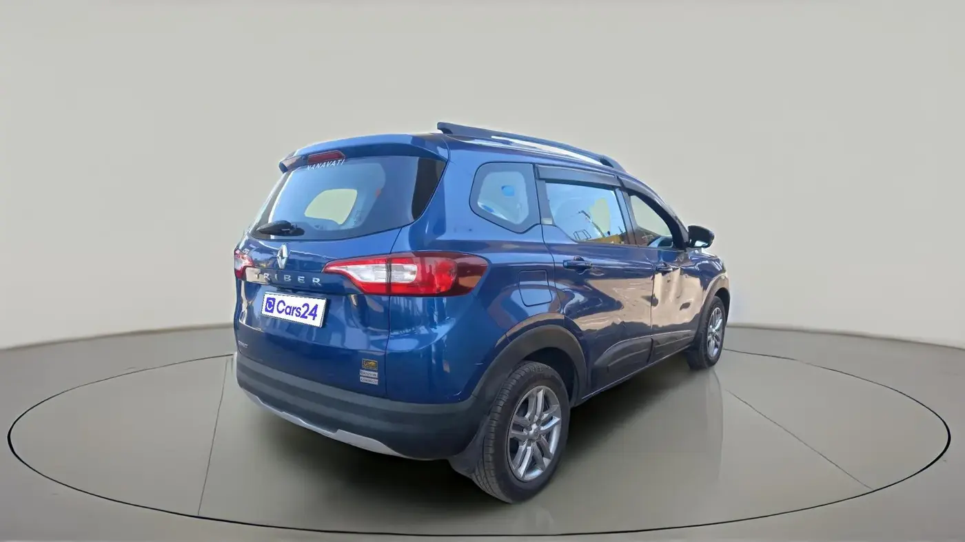 2020 Renault TRIBER RXZ AMT, Petrol, Automatic, 3,50,000 km, exterior
