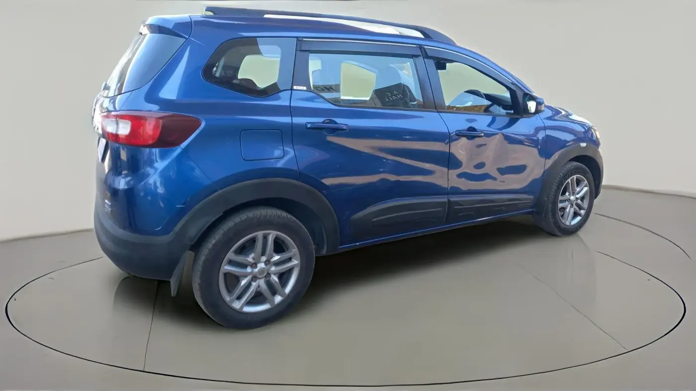 2020 Renault TRIBER RXZ AMT, Petrol, Automatic, 3,50,000 km, exterior