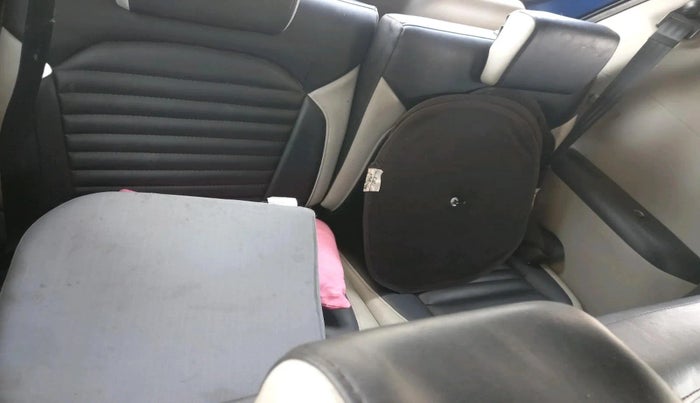 2020 Renault TRIBER RXZ AMT, Petrol, Automatic, 80,081 km, interior