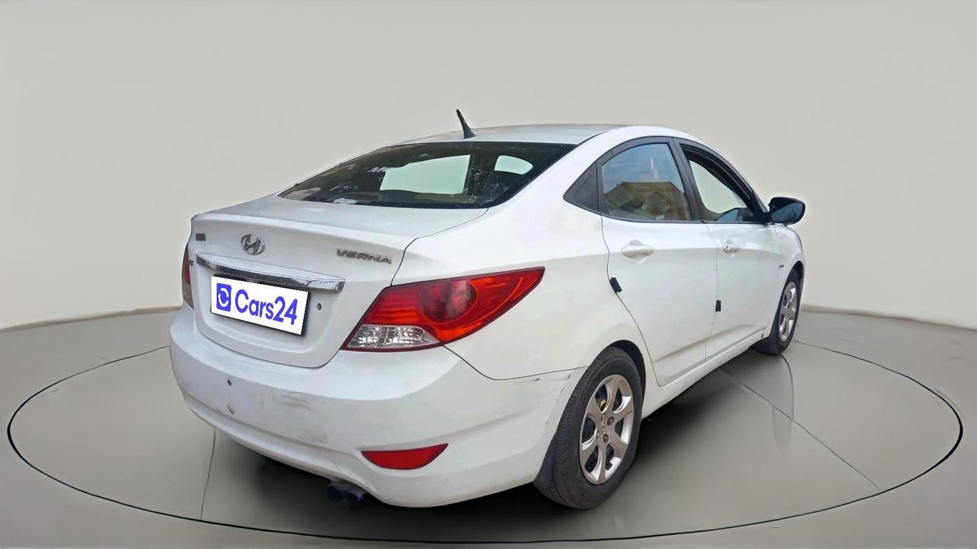 2012 Hyundai Verna FLUIDIC 1.6 CRDI EX, Diesel, Manual, 1,73,938 km, exterior