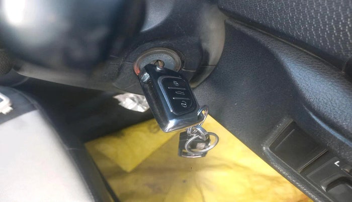 2017 Maruti Vitara Brezza LDI (O), Diesel, Manual, 1,22,573 km, interior