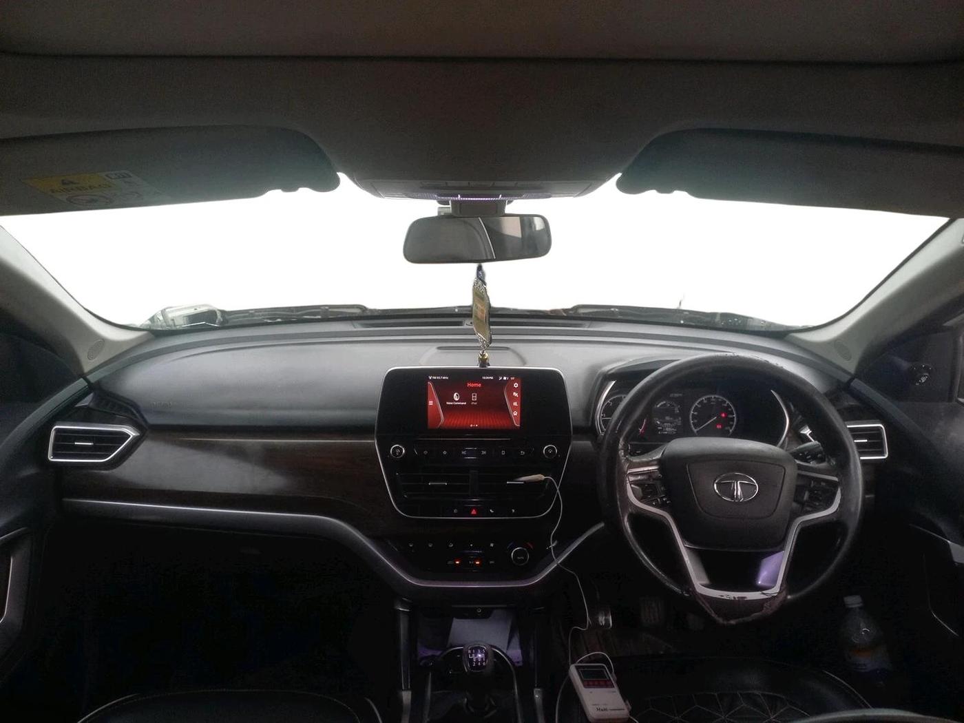 2022 Tata Harrier XT PLUS 2.0L KRYOTEC, Diesel, Manual, 1,19,954 km, interior