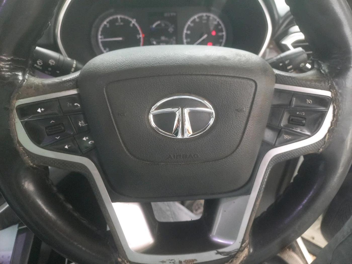 2022 Tata Harrier XT PLUS 2.0L KRYOTEC, Diesel, Manual, 1,19,954 km, interior
