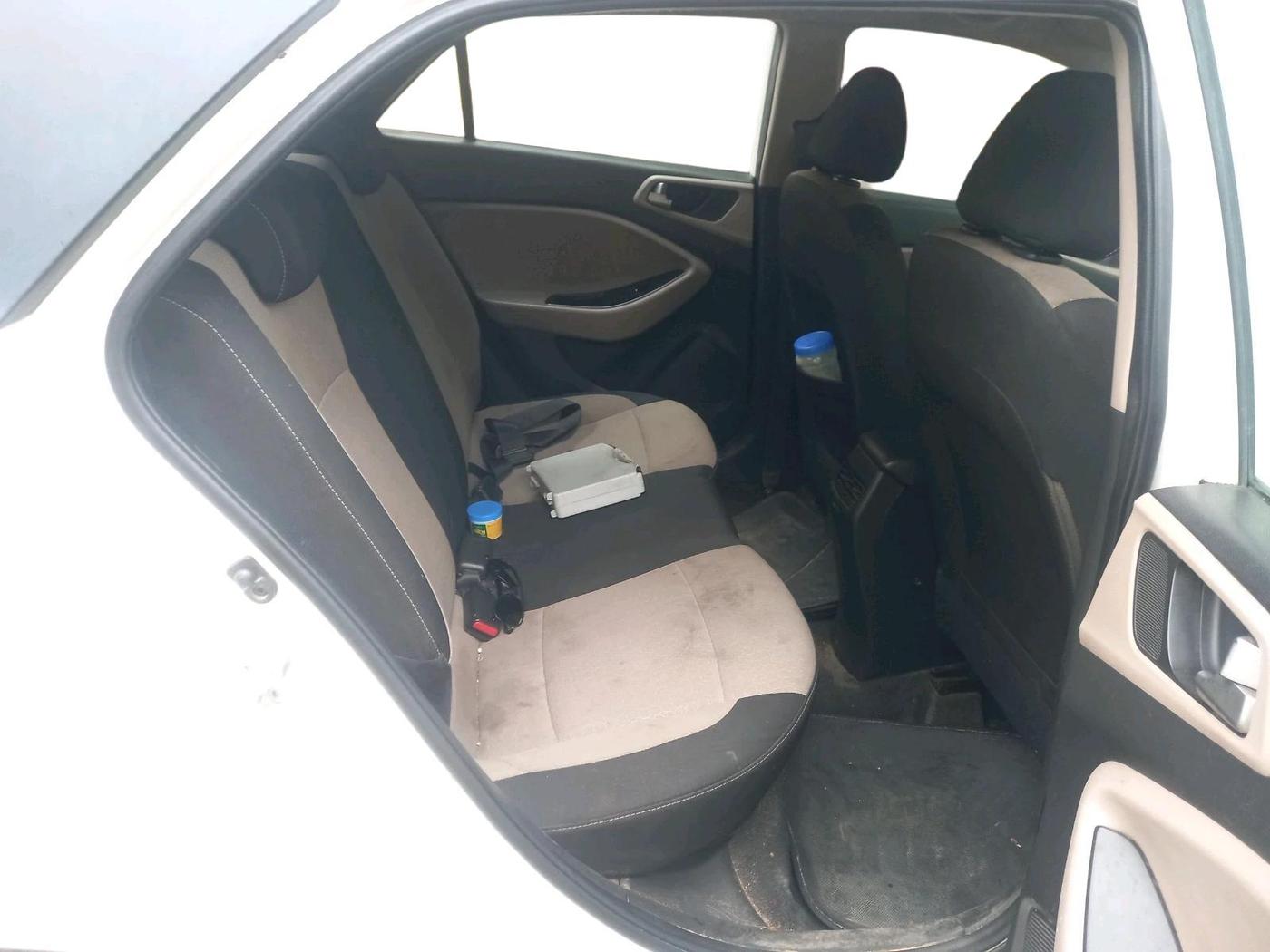 2014 Hyundai Elite i20 ASTA 1.2, Petrol, Manual, 1,03,280 km, interior