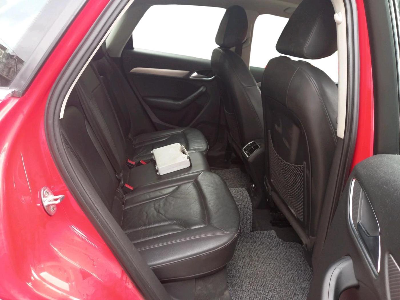 2015 Audi Q3 35 TDI Quattro, Diesel, Automatic, 69,887 km, interior