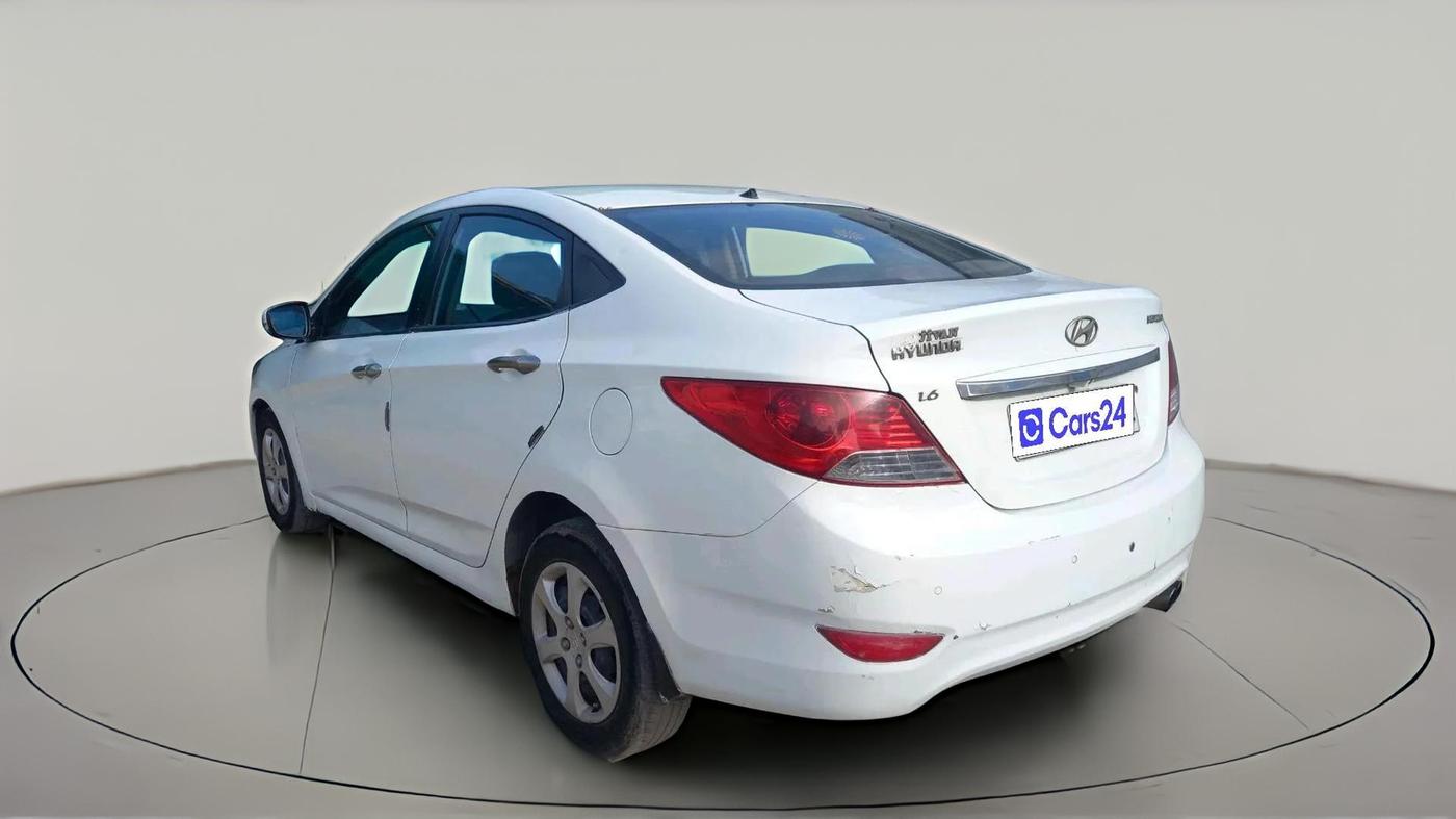 2013 Hyundai Verna FLUIDIC 1.6 CRDI EX, Diesel, Manual, 94,809 km, exterior