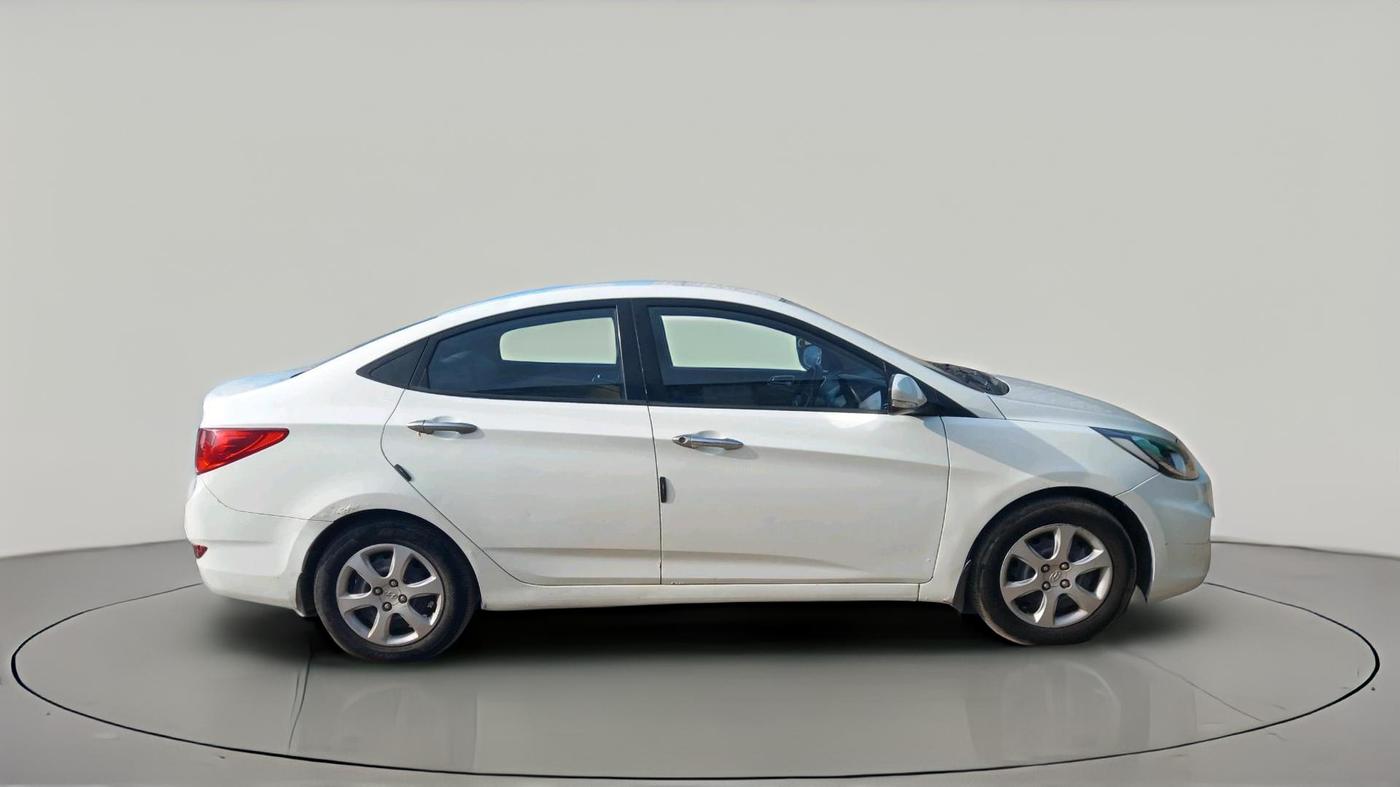 2013 Hyundai Verna FLUIDIC 1.6 CRDI EX, Diesel, Manual, 94,809 km, exterior