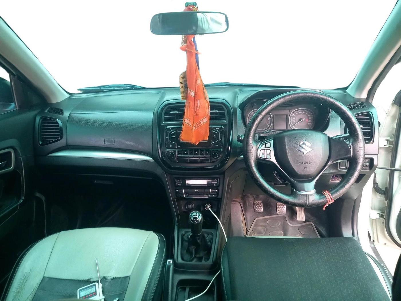 2018 Maruti Vitara Brezza ZDI, Diesel, Manual, 1,60,621 km, interior
