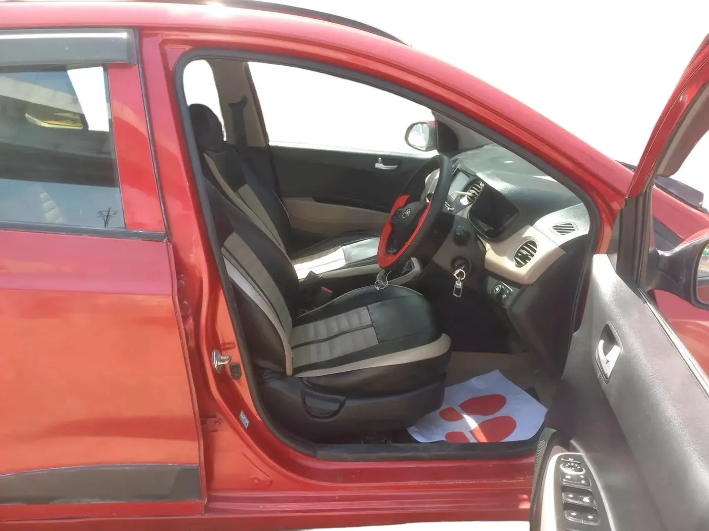 2019 Hyundai Grand i10 SPORTZ 1.2 KAPPA VTVT, CNG, Manual, 94,479 km, interior