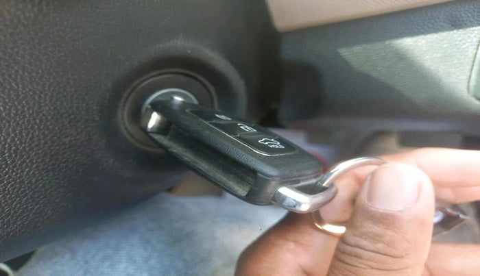 2019 Hyundai Grand i10 SPORTZ 1.2 KAPPA VTVT, CNG, Manual, 94,479 km, interior