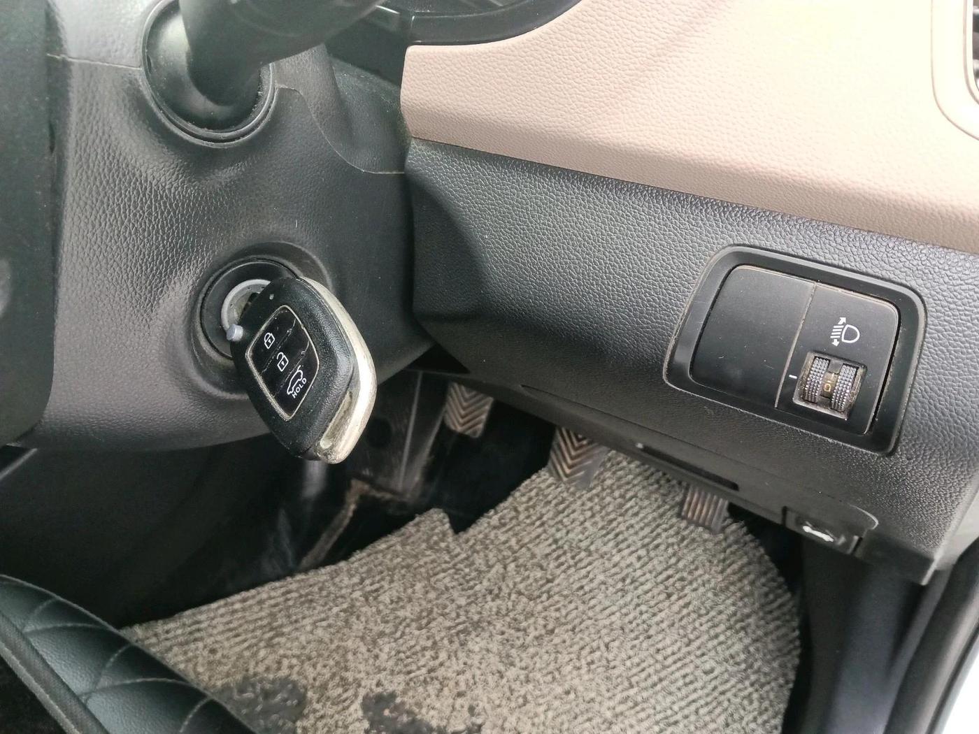 2016 Hyundai Elite i20 MAGNA 1.2, Petrol, Manual, 75,279 km, interior
