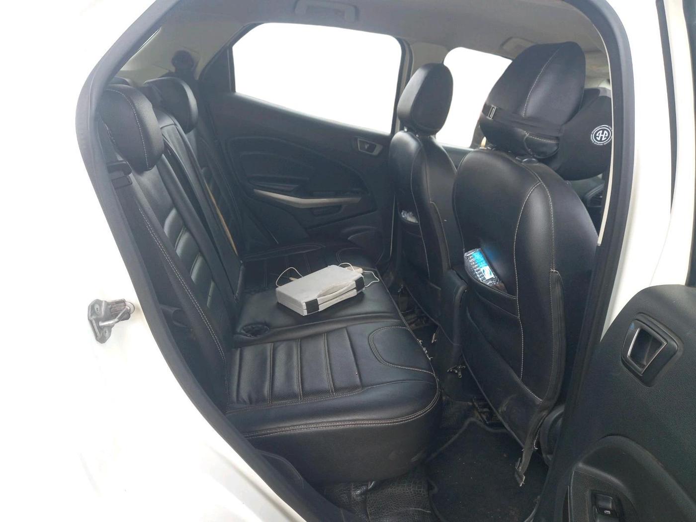 2019 Ford Ecosport TITANIUM 1.5L DIESEL, Diesel, Manual, 1,08,885 km, interior