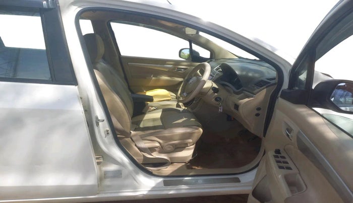 2014 Maruti Ertiga ZDI, Diesel, Manual, 1,06,007 km, interior