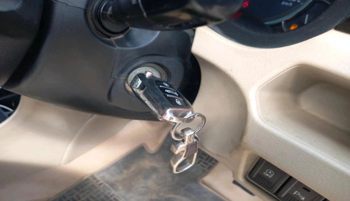 2017 Maruti Ciaz DELTA DIESEL 1.3, Diesel, Manual, 1,88,066 km, interior