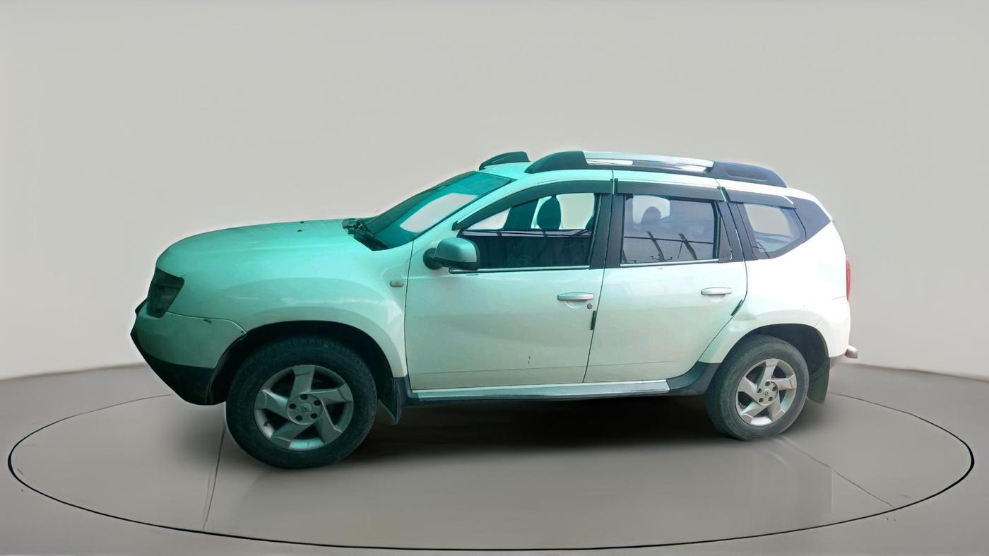 2013 Renault Duster 110 PS RXZ DIESEL, Diesel, Manual, 1,69,997 km, exterior