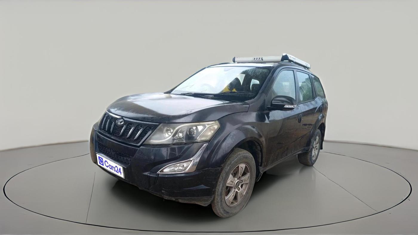 2012 Mahindra XUV500 W8, Diesel, Manual, 2,67,994 km, exterior