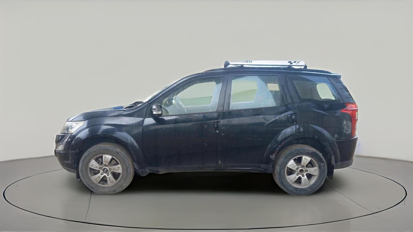 2012 Mahindra XUV500 W8, Diesel, Manual, 2,67,994 km, exterior