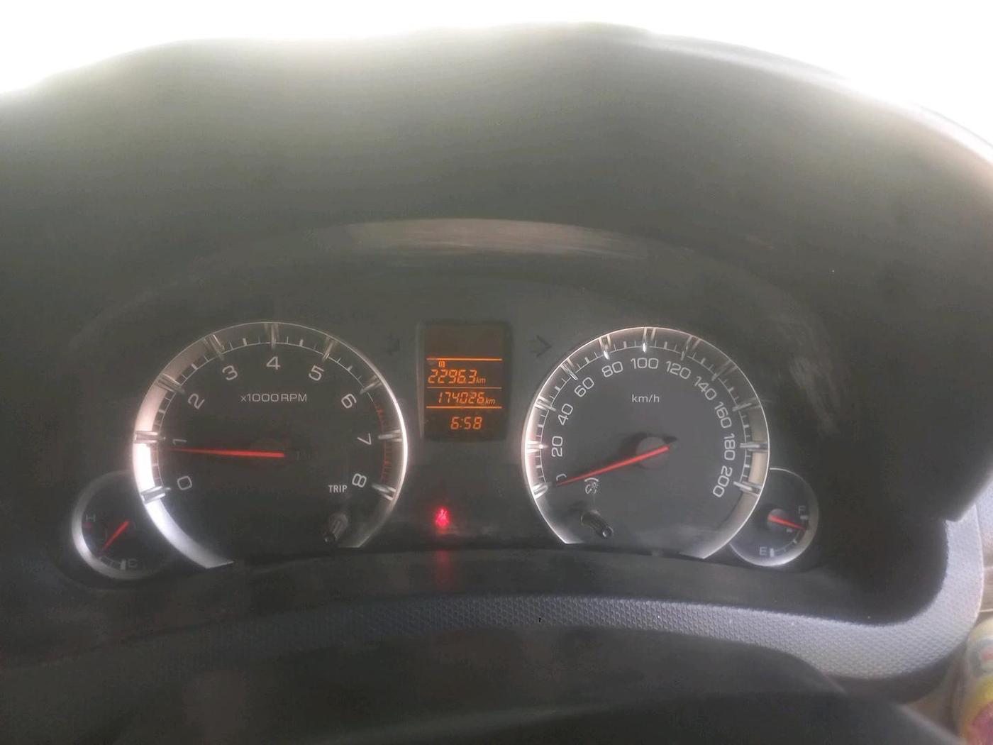 2015 Maruti Swift Dzire VXI, CNG, Manual, 1,74,026 km, interior