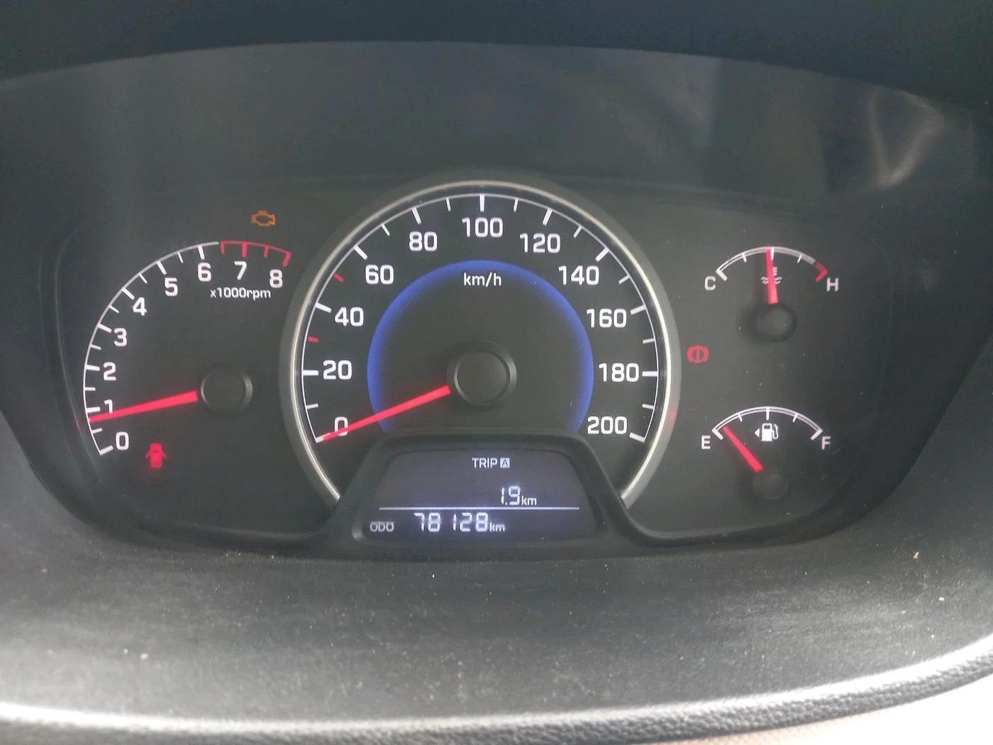2014 Hyundai Grand i10 MAGNA 1.2 KAPPA VTVT, CNG, Manual, 78,128 km, interior