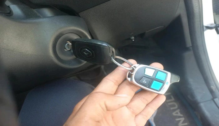 2022 Renault Kiger RXE MT, Petrol, Manual, 97,211 km, interior