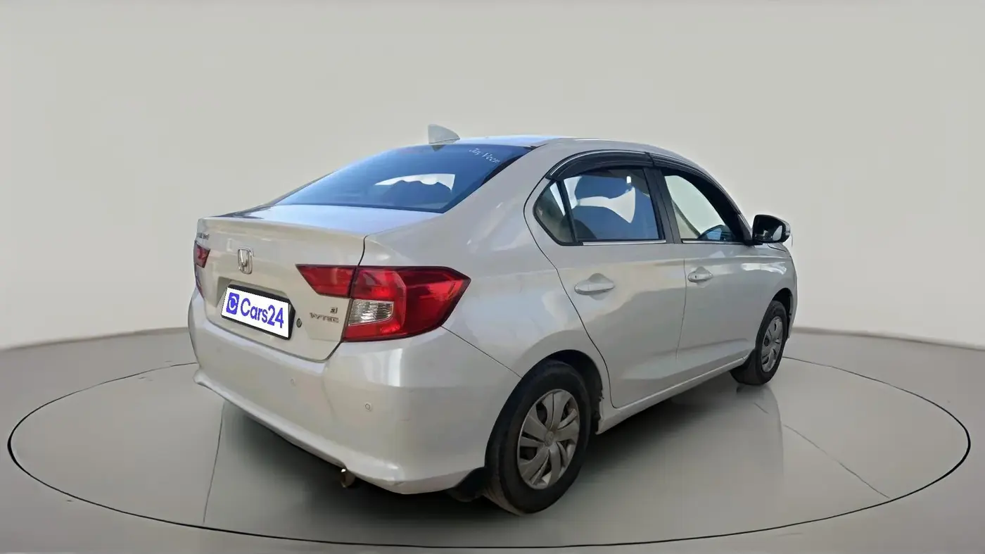 2019 Honda Amaze 1.2L I-VTEC S, CNG, Manual, 1,60,615 km, exterior