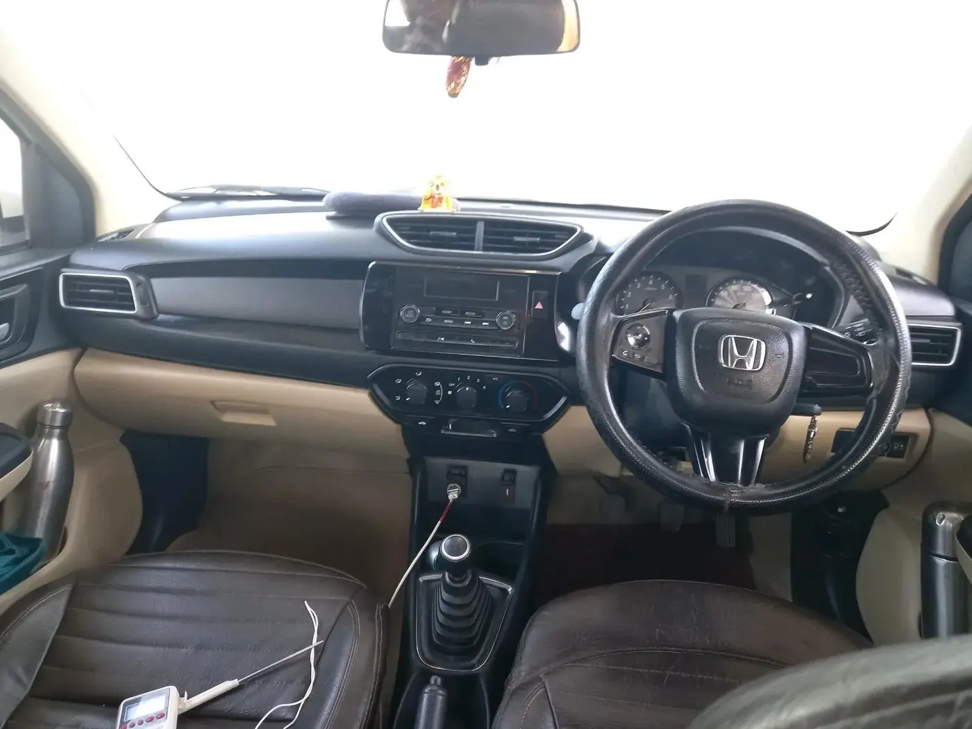 2019 Honda Amaze 1.2L I-VTEC S, CNG, Manual, 1,60,615 km, interior