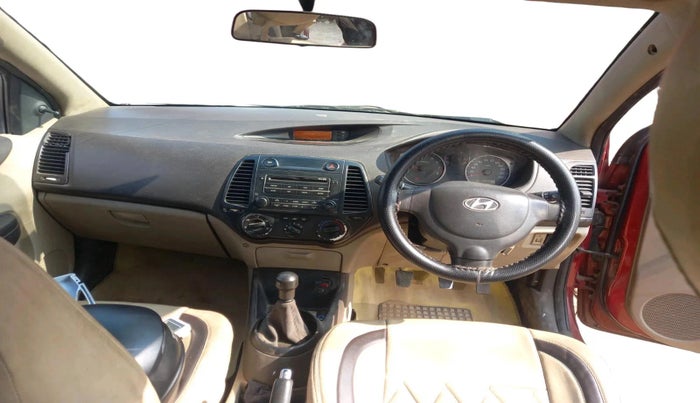 2010 Hyundai i20 MAGNA 1.2, CNG, Manual, 1,93,269 km, interior