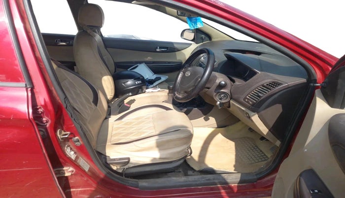 2010 Hyundai i20 MAGNA 1.2, CNG, Manual, 1,93,269 km, interior