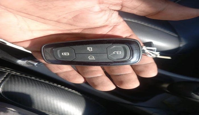 2022 Tata TIGOR XZ PLUS CNG, CNG, Manual, 95,312 km, interior