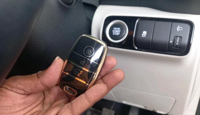 2021 KIA SONET HTX 1.0 IMT, Petrol, Manual, 14,718 km, interior