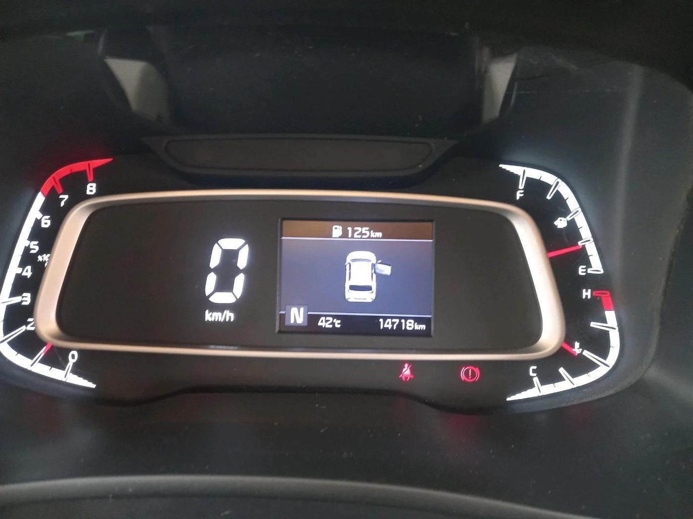 2021 KIA SONET HTX 1.0 IMT, Petrol, Manual, 15,200 km, interior