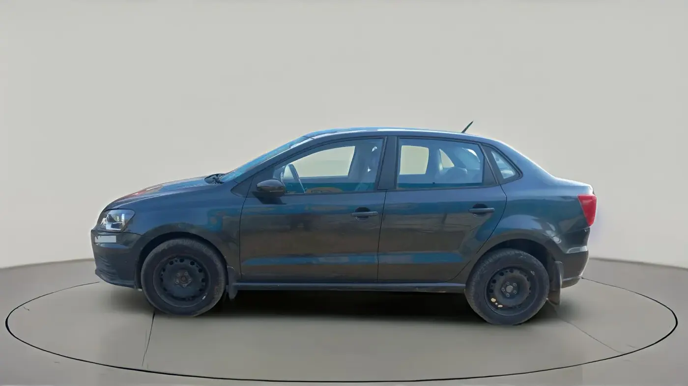 2018 Volkswagen Ameo COMFORTLINE 1.0L, CNG, Manual, 1,52,866 km, exterior