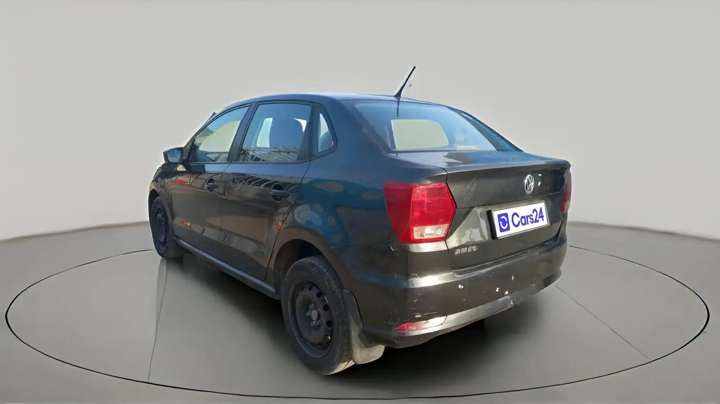 2018 Volkswagen Ameo COMFORTLINE 1.0L, CNG, Manual, 1,52,866 km, exterior