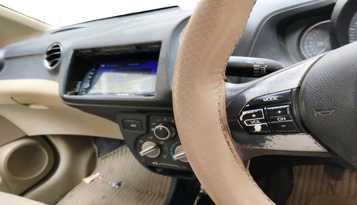 2015 Honda Amaze 1.2L I-VTEC S, Petrol, Manual, 1,06,991 km, interior