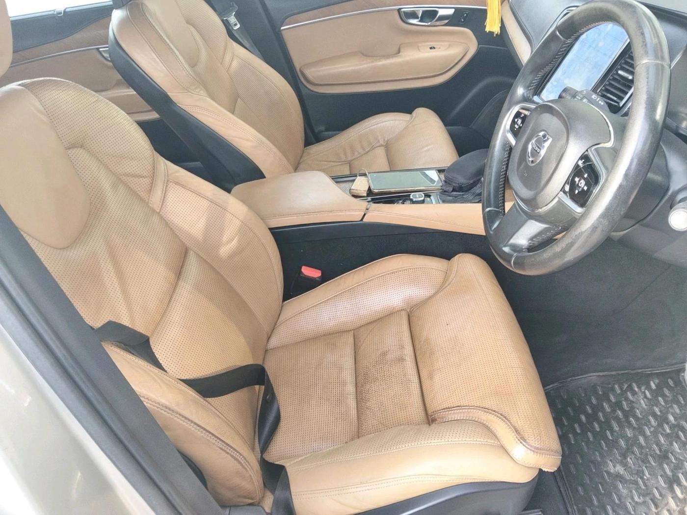 2015 Volvo XC 90 D5 Inscription, Diesel, Automatic, 1,13,669 km, interior