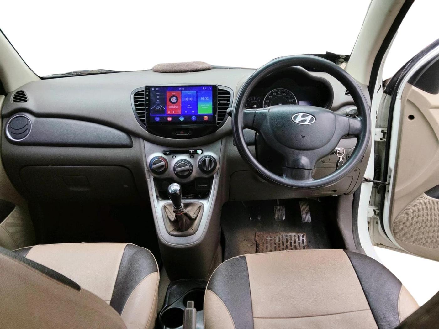 2011 Hyundai i10 SPORTZ 1.2, CNG, Manual, 1,37,803 km, interior