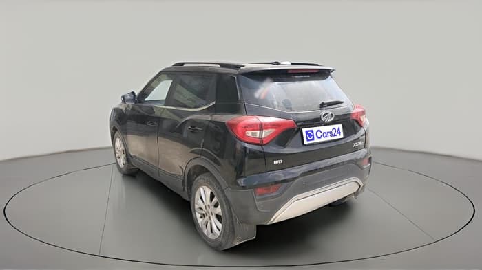 2021 Mahindra XUV300 W8 1.5 DIESEL, Diesel, Manual, 1,06,982 km, exterior