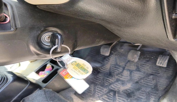 2021 Maruti Eeco 5 STR WITH A/C+HTR, CNG, Manual, 68,664 km, interior